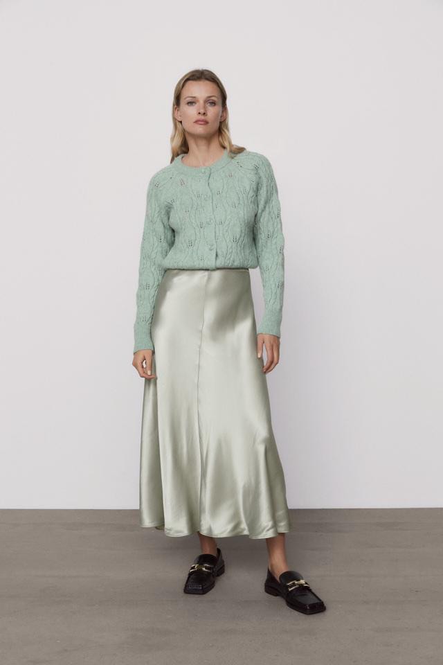 Zara Sage Green Satin Skirt, Women's Fashion, Bottoms, Skirts on Carousell