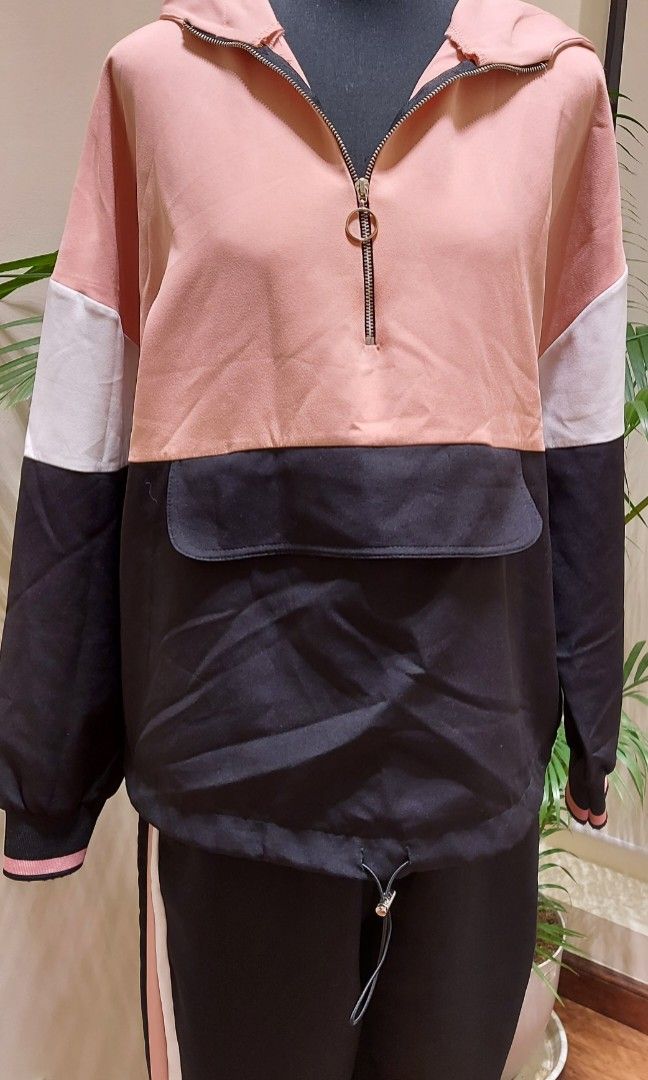 Zara pink on sale and black tracksuit