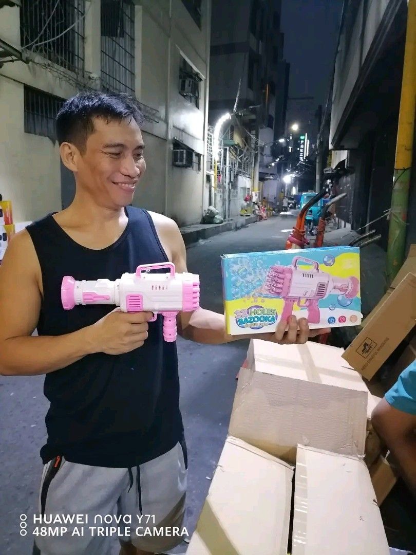 32holes Bazooka Bubble Gun (Category: Action & Battle Toys) located in Manila. Submitted by bongsy999mall (Listing ID 1271620857, Image 2). Description: .
