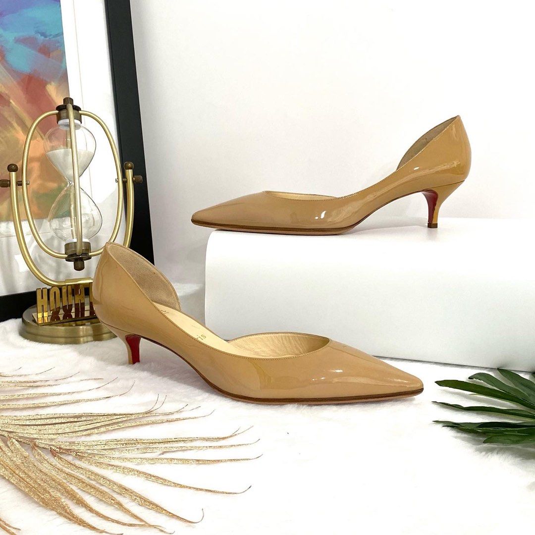 Christian louboutin deals beige heels