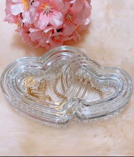 A Beautiful CRISTAL D' ARQUES Heart-Shaped Decorative Glass Storage Jewelry Box or Trinket Dish