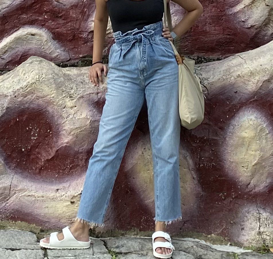 Abercrombie Fitch Paperbag Mom Jean