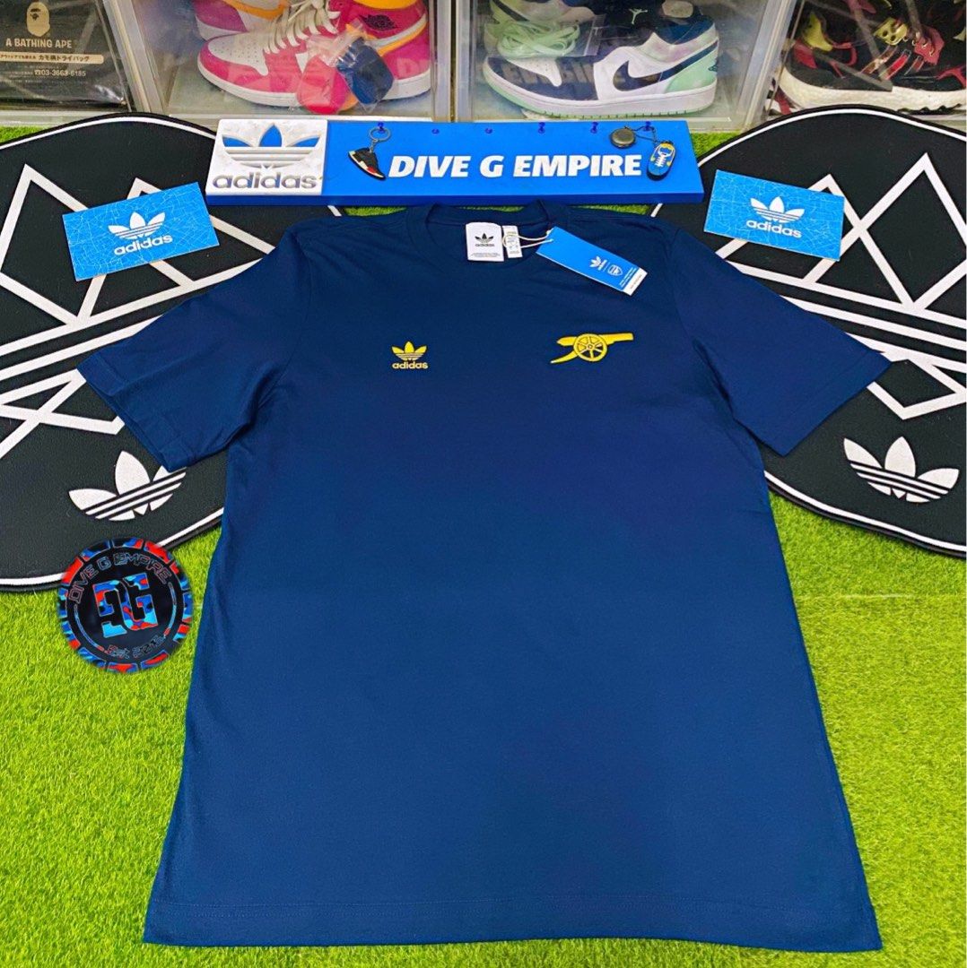 Arsenal adidas trefoil top