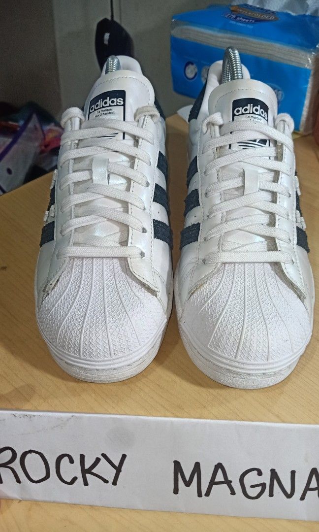 Adidas superstar white top glitter stripes