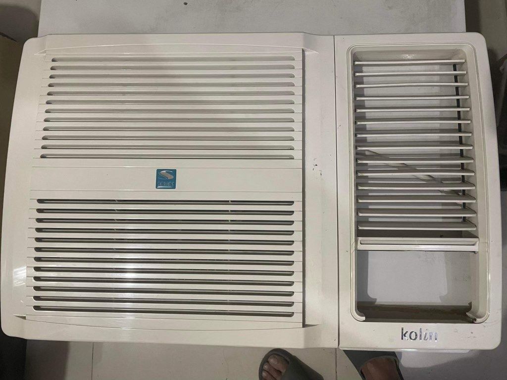 Air Conditioner (Category: Air Conditioning and Heating) located in Taguig. Submitted by deepstasher (Listing ID 1271601941, Image 3). Description: Kolin 2hp Aircon non-inverter Negotiable Good condition Fast cooling Pick-up only (McKinley Hill Taguig) RFS: replaced with inverter type - tenant request.