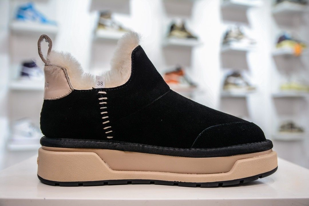 Amiri FW22 Malibu Shearling Lined Suede Boots in Black 2022 12 12 Sale