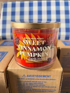 AUTHENTIC! Sweet Cinnamon Pumpkin  Scented Candle by BBW