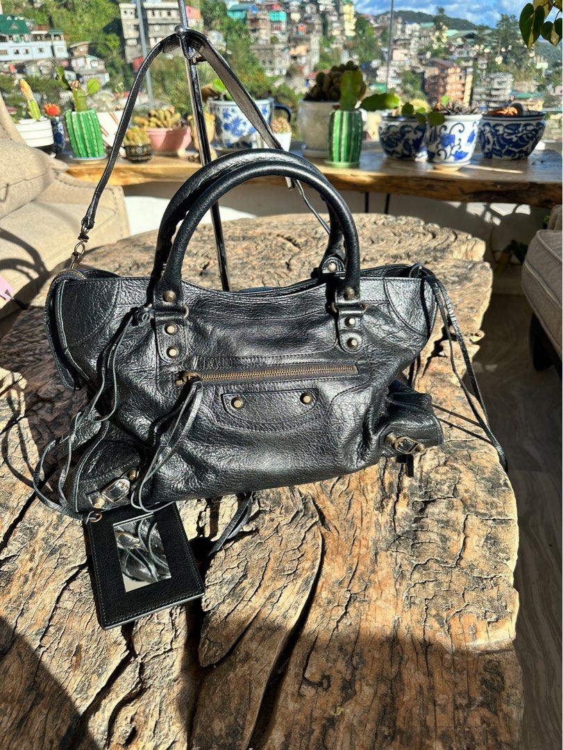Balenciaga town black sales