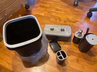 (Category: ) located in . Submitted by caterpillarry (Listing ID 1271537720, Image 1). Description: .