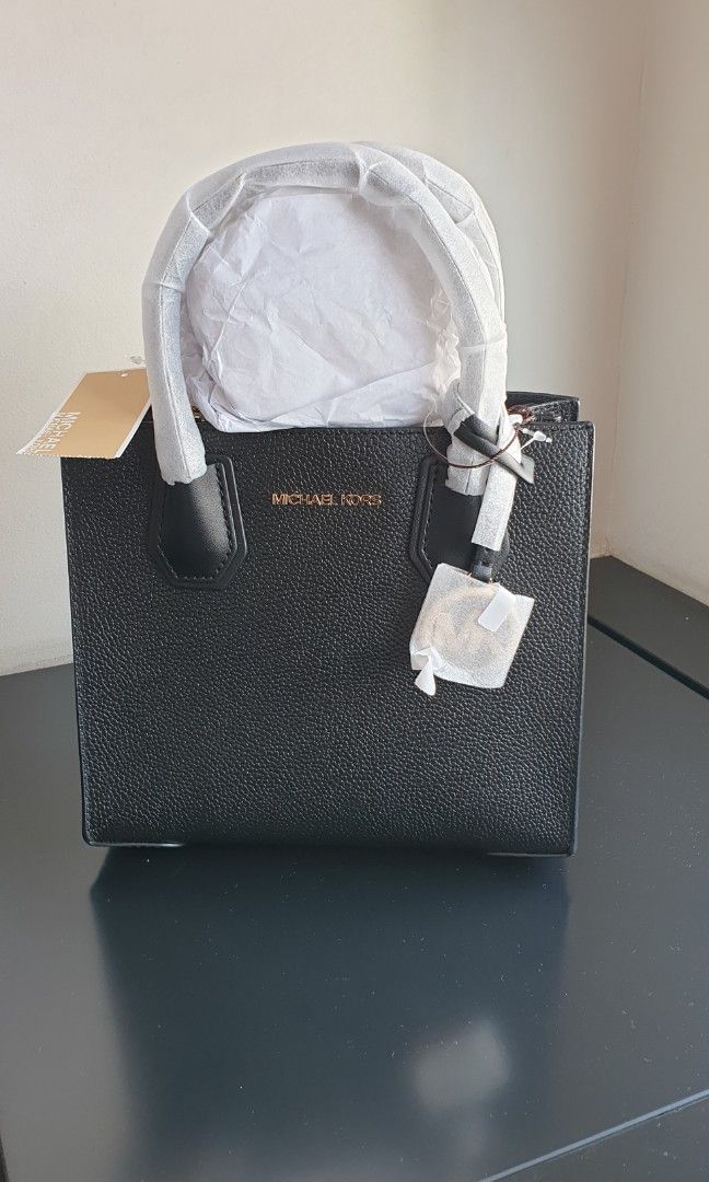 Mercer md top messenger bag black
