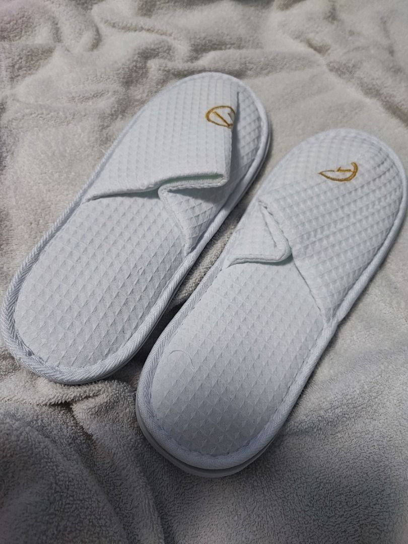 Free size outlet slippers