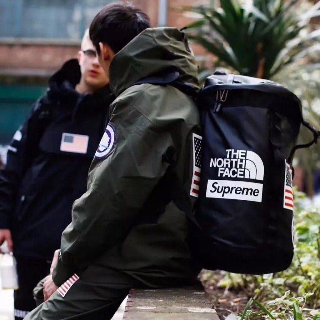 The north face waterproof cheap backpack supreme