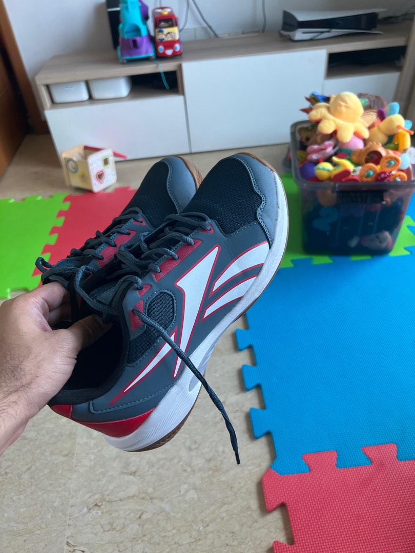 New brand of tennis top shoes
