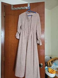 (Category: ) located in . Submitted by carousel_ss (Listing ID 1271498823, Image 1). Description: .