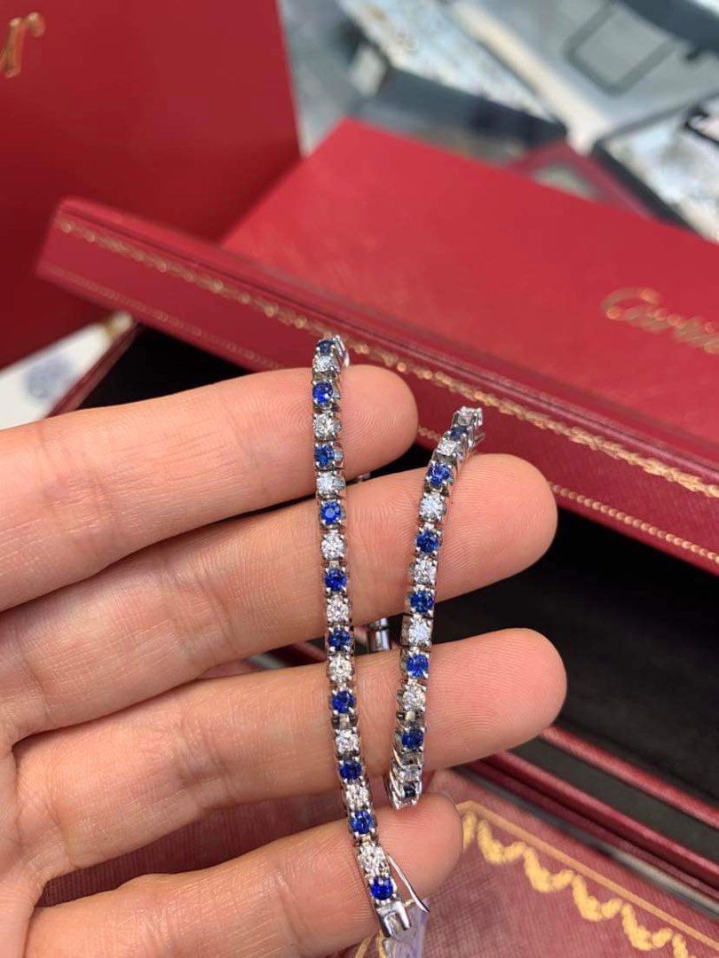 Cartier essential line bracelet hot sale