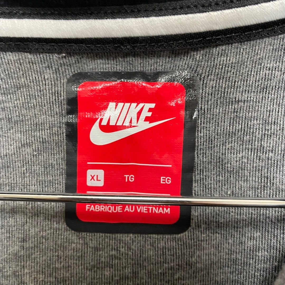 dark gray nike tech fleece