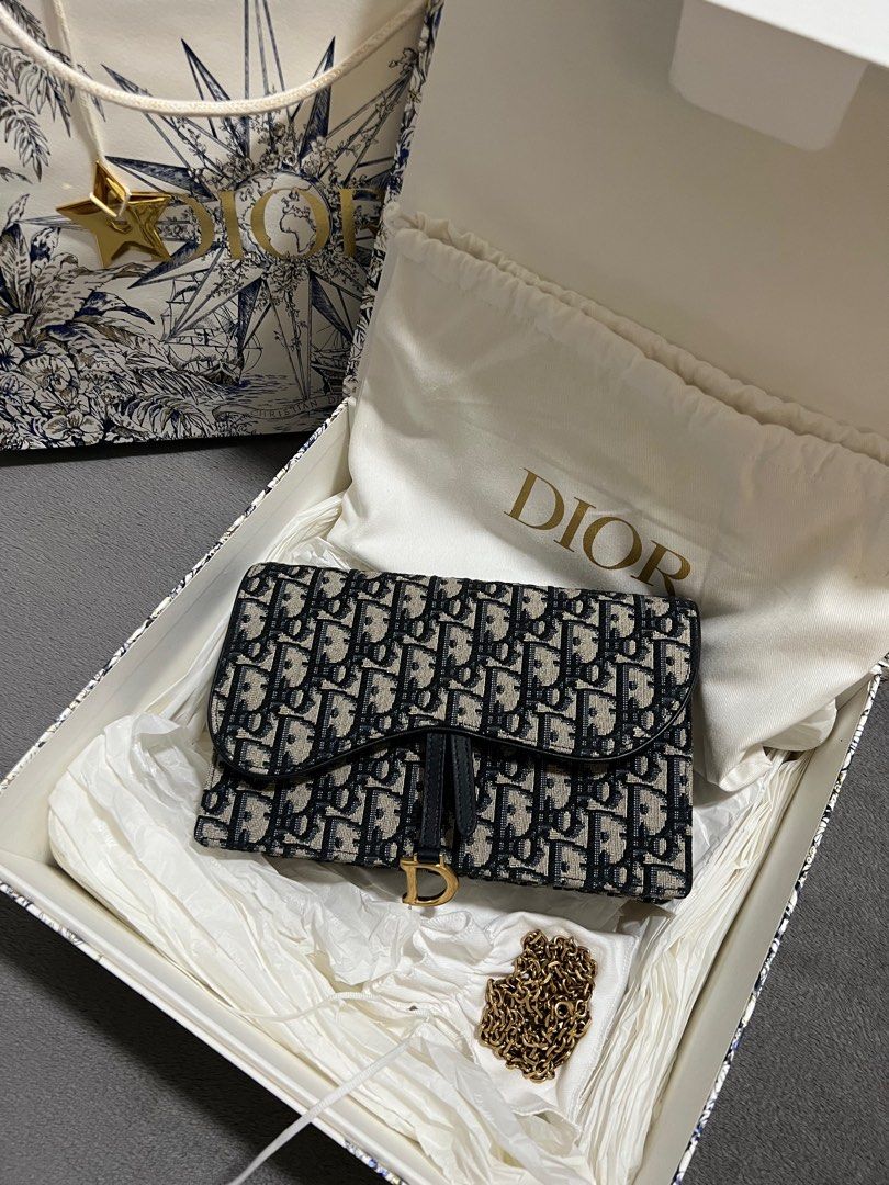 Dior shop saddle pouch