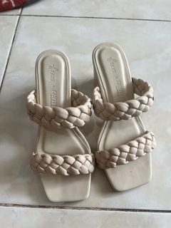 (Kategori: ) berada di . Dikirim oleh rika_ng (ID iklan 1271450050, Gambar 1). Deskripsi: .