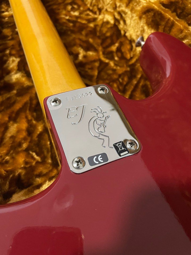 Fender Eric Johnson Signature Stratocaster Dakota Red Electric Guitar