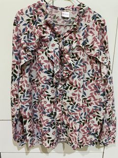 (Category: ) located in . Submitted by preloved_bynd (Listing ID 1271581716, Image 1). Description: .