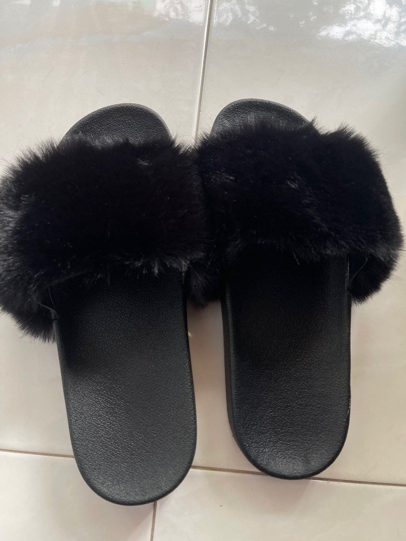 Furry slipper cheap slides