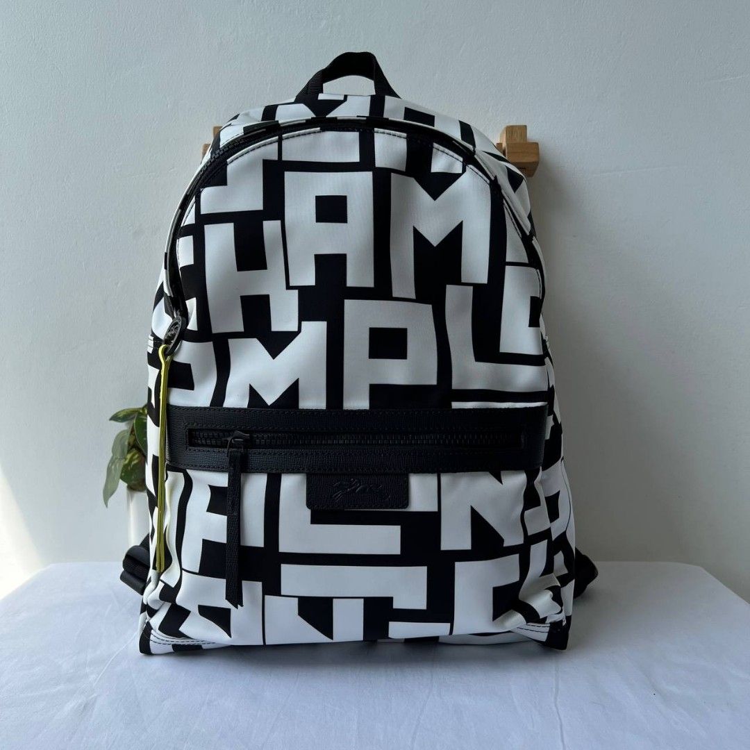 HARGA NET Longchamp LGP Backpack white. 30x14x 34. 2.750jt