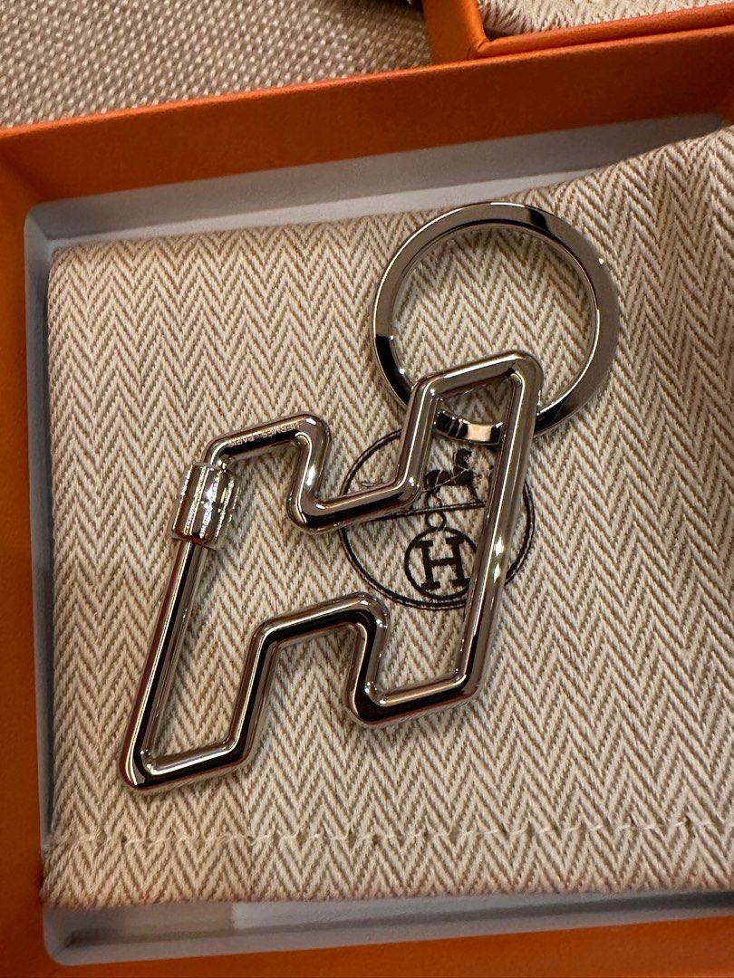 Hermes h new arrivals keychain