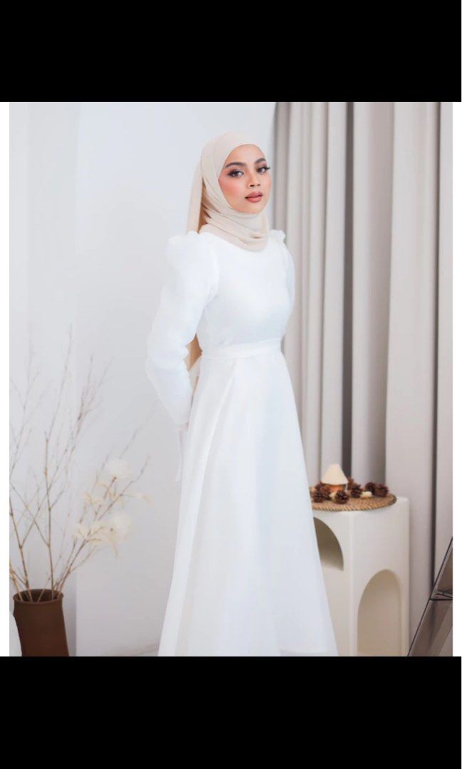 Hijabista Carmen Dress - Dinner/Graduation/Event/Annual Dinner, Women's  Fashion, Dresses & Sets, Dresses on Carousell