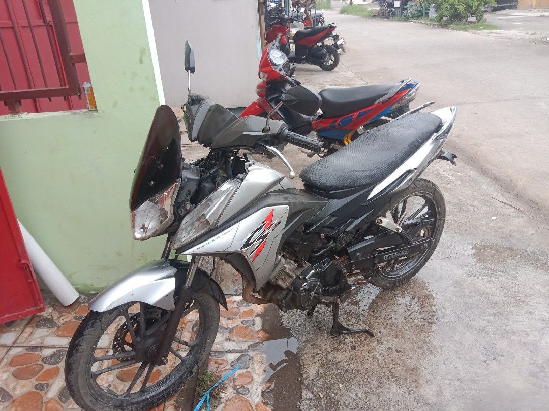 Honda cs one Motor di Carousell