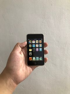 iPod touch 2nd gen 8gb
