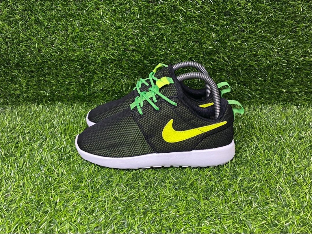 Nike roshe 2019 new arrivals