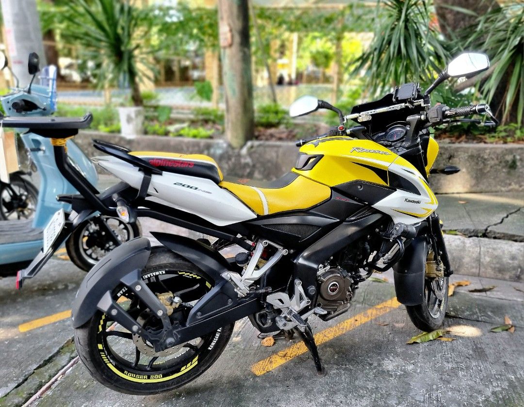 Rouser 200cc hot sale price