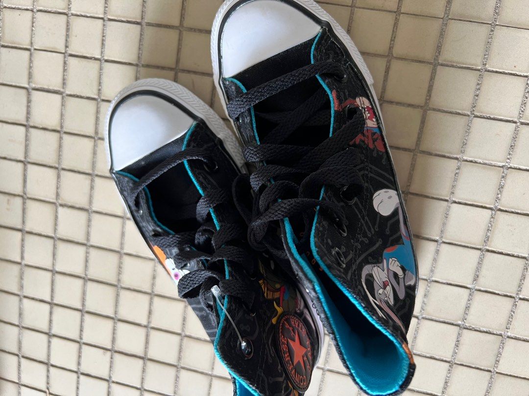 Kids shoes outlet by age