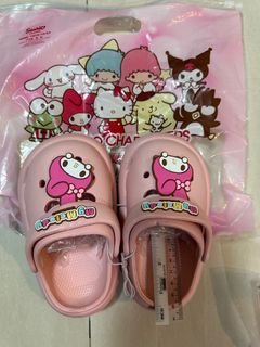 Girls slippers size outlet 1