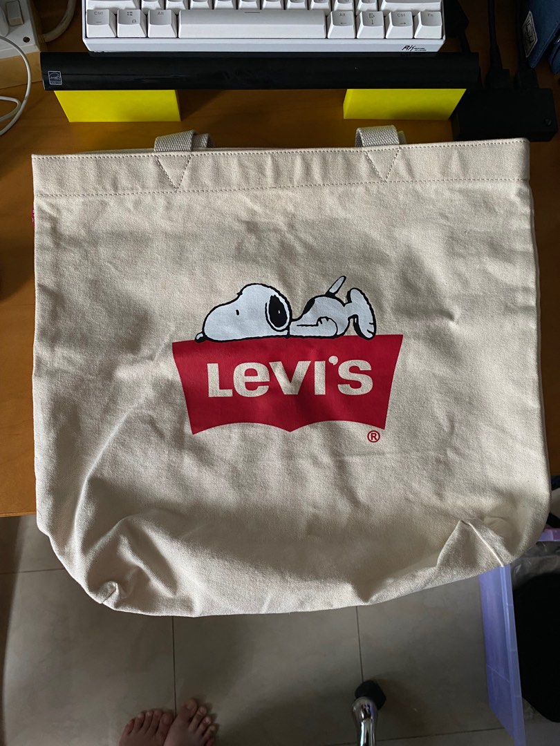 Levi's peanuts tote bag online