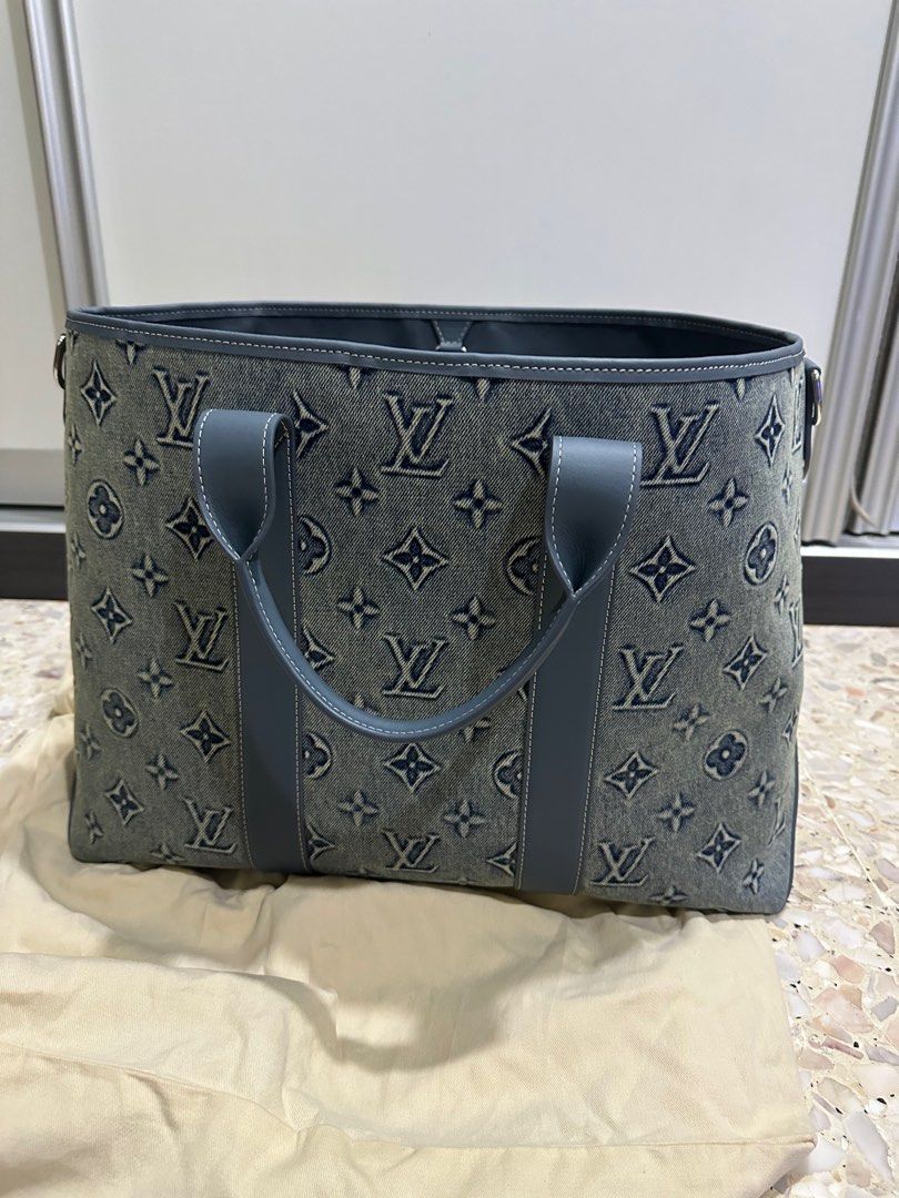 Vuitton weekend bag top