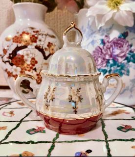 LOVELY PEARL Made in Japan Porcelain Sugar Canister or Condiment and Coffee Jars Double Handle