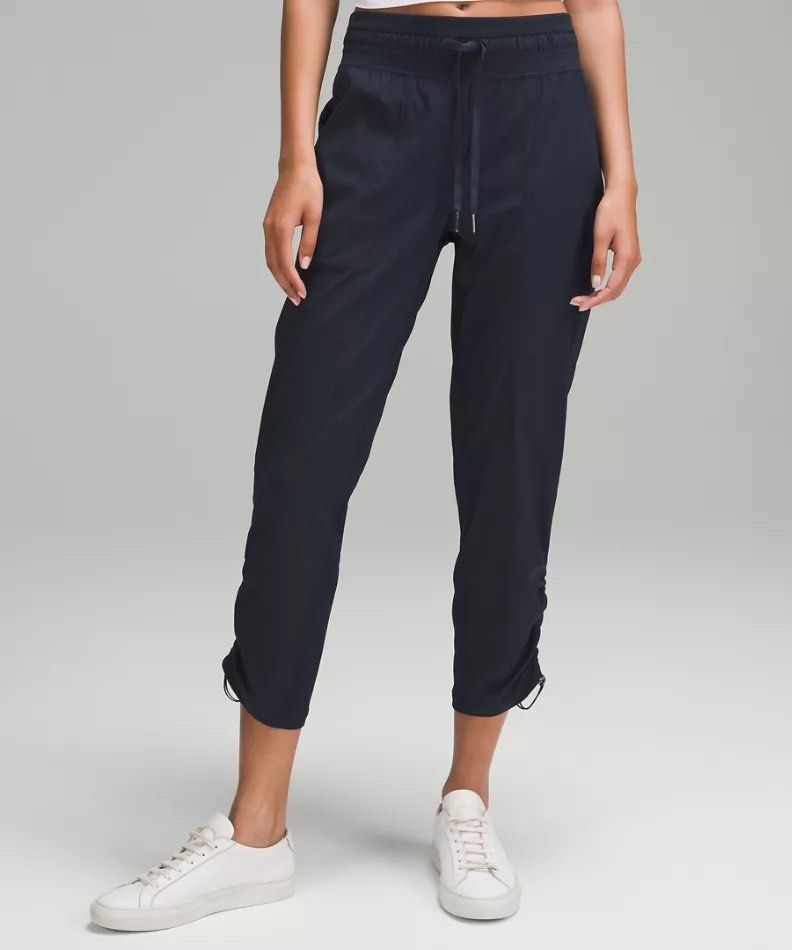 Lululemon Dance Studio Mid-Rise Cropped Pants Asia Fit, Women's Fashion,  Activewear on Carousell