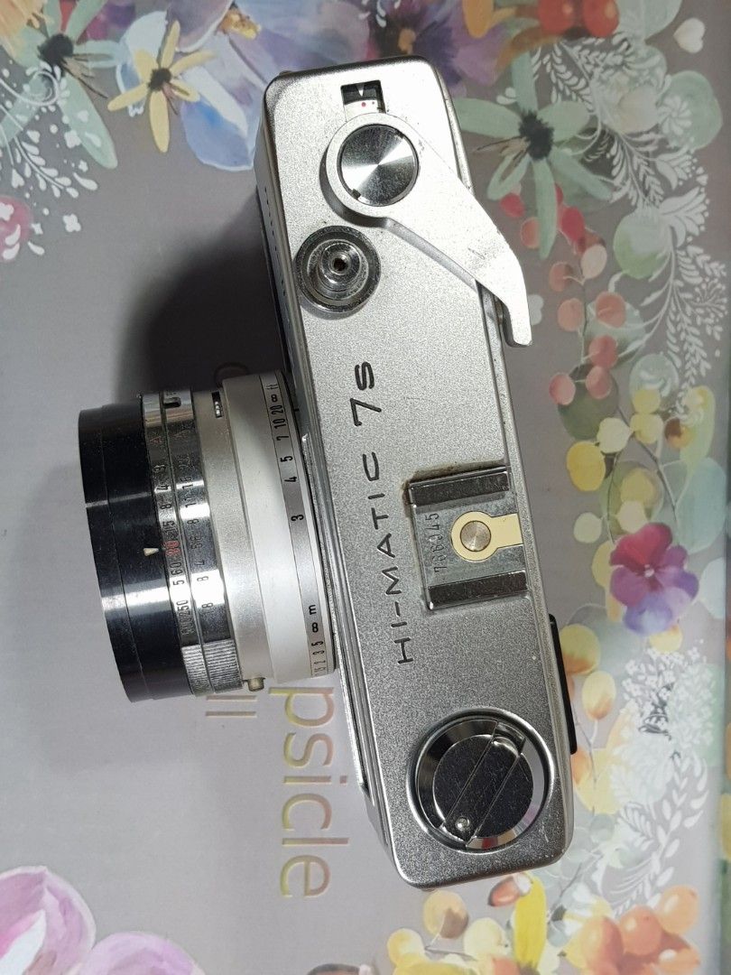 Minolta Himatic 7S Rangefinder Minty and working (Category: Cameras) located in Paranaque City. Submitted by vintagepopsicle (Listing ID 1271562497, Image 3). Description: Minty condition inside and out with working meter. Shutter works and lens is clean. Please refer to photos. Will come with battery. Makes a great gift for the film enthusiasts this holidays. Gcash and Lalamove..