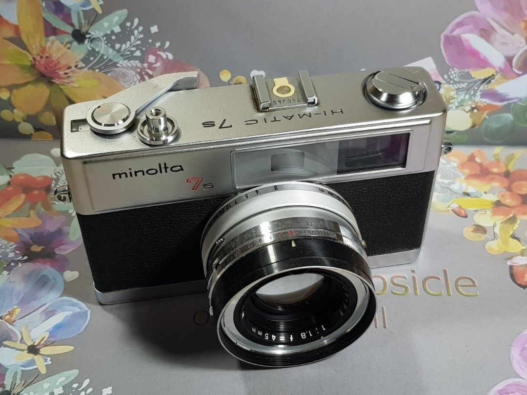 Minolta Himatic 7S Rangefinder Minty and working (Category: Cameras) located in Paranaque City. Submitted by vintagepopsicle (Listing ID 1271562497, Image 2). Description: Minty condition inside and out with working meter. Shutter works and lens is clean. Please refer to photos. Will come with battery. Makes a great gift for the film enthusiasts this holidays. Gcash and Lalamove..