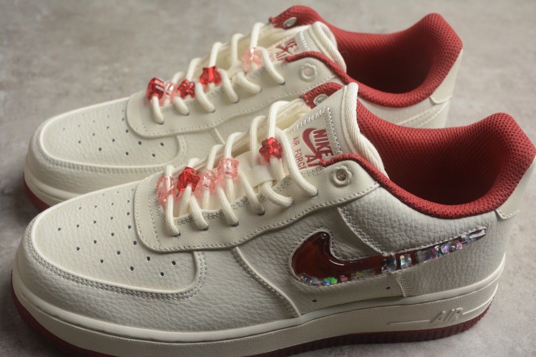 Nike air force valentine on sale