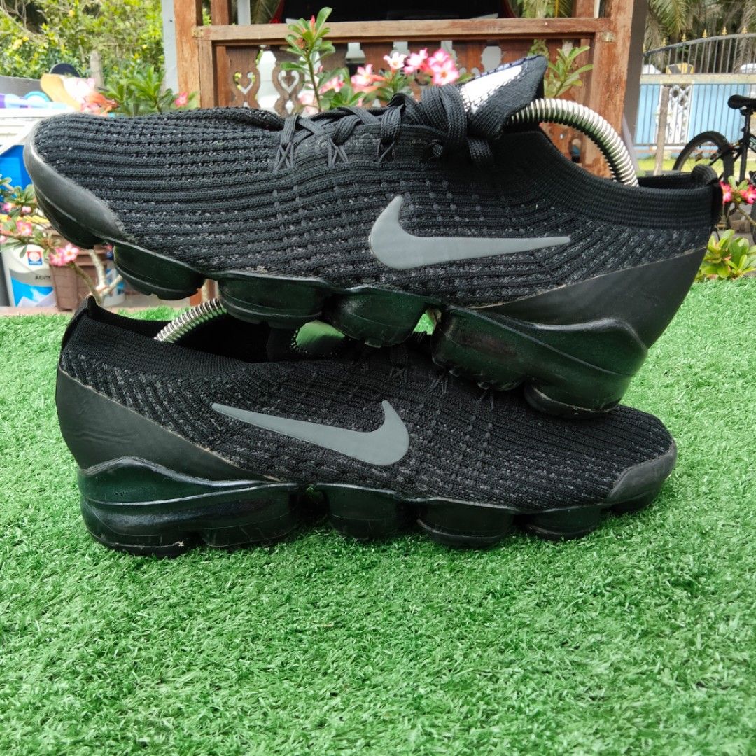 Nike air vapormax all black size 7.5uk Men s Fashion Footwear