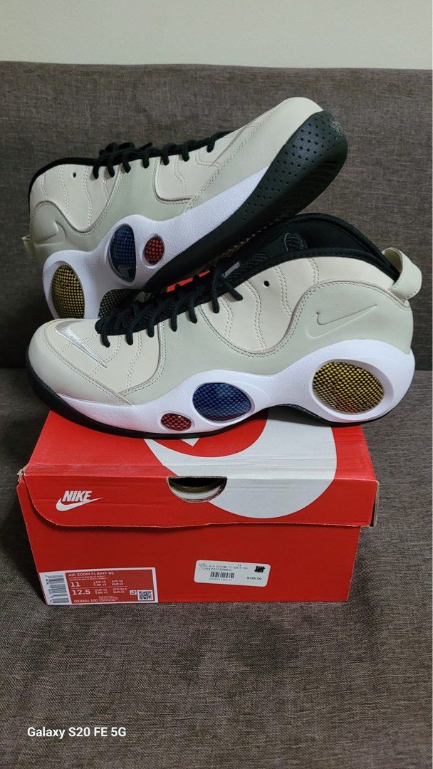 Free with any other 2 pairs Nike Air Zoom Flight 95 Men s