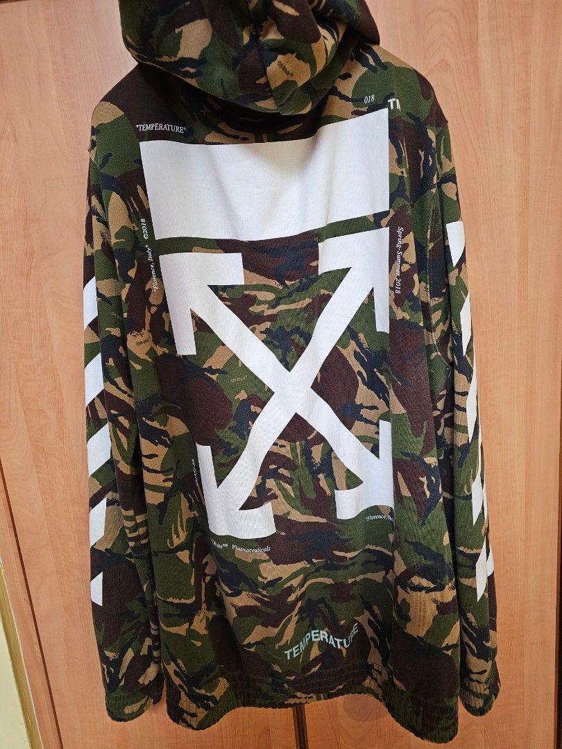 White camouflage hotsell hoodie