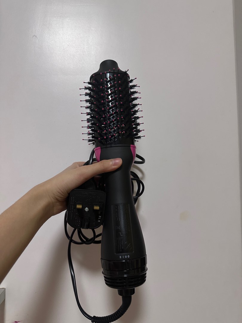 Original Revlon Hair Dryer Brush 220 volts OneStep Dryer and