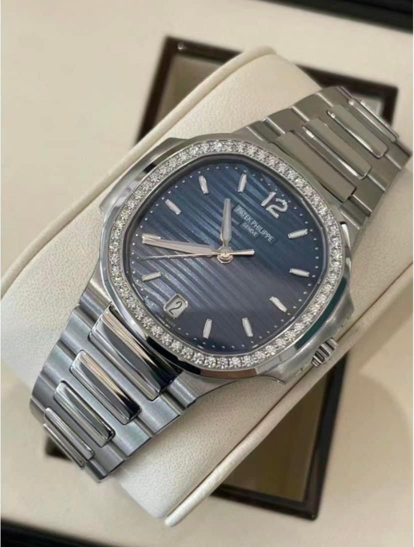 Patek Philippe 7118 (Category: Luxury Watches) located in Manila. Submitted by donijosemiguel (Listing ID 1271578015, Image 3). Description: BRAND NEW Patek Philippe Nautilus 7118/1200 Triple box Complete links 4.350m.