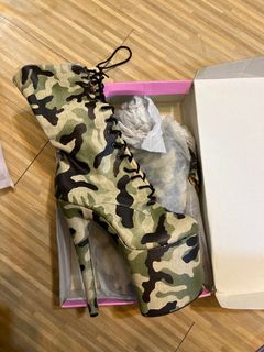 （分類：）位於 。 由 catrina.cbg 提交（商品編號 1271576254，圖片 1）。簡介： 。