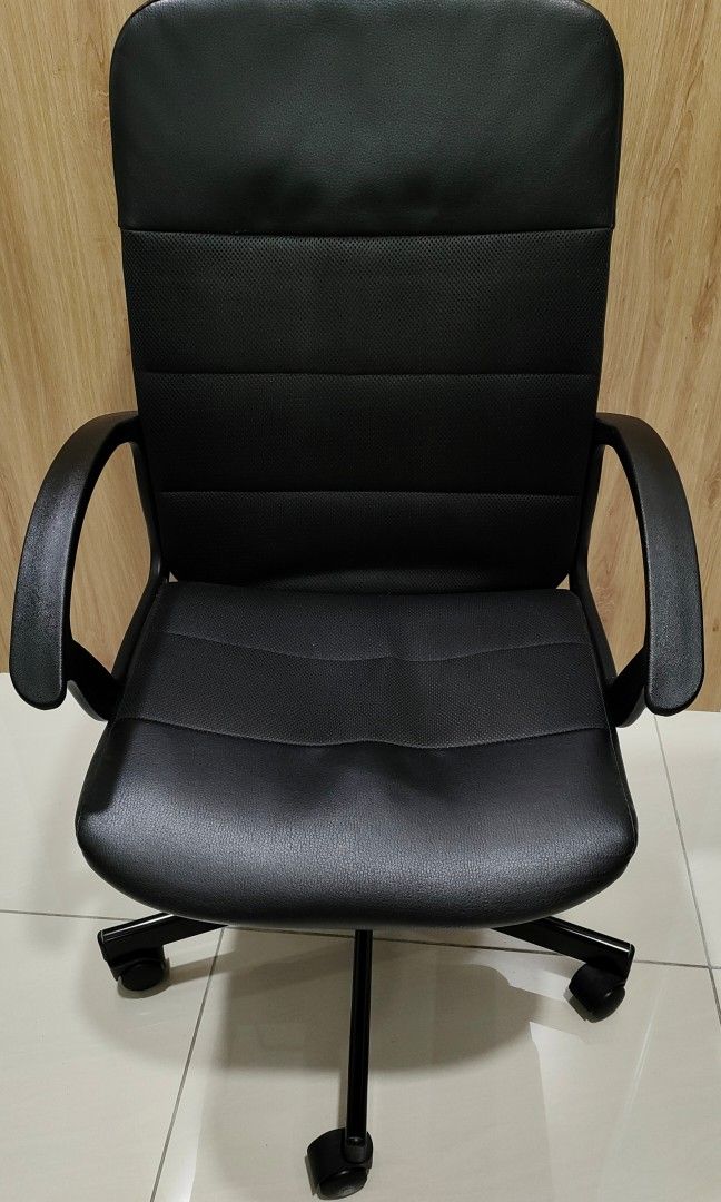 Renberget online swivel chair