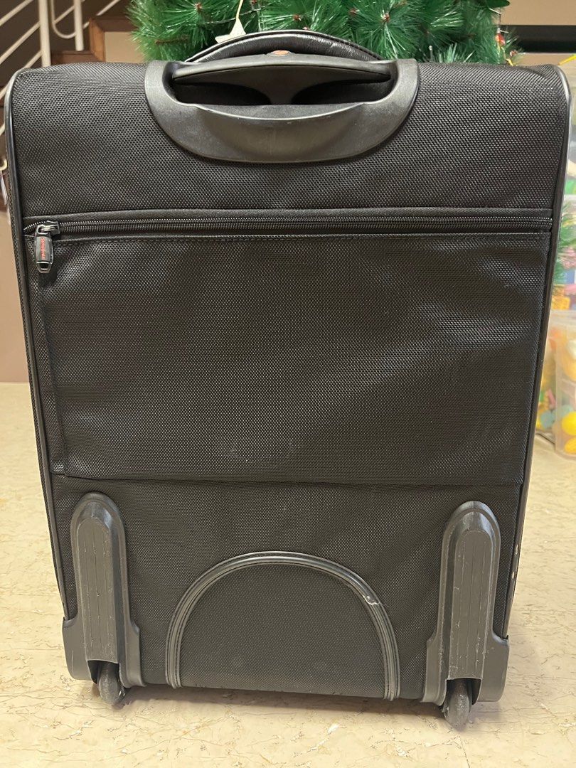 Samsonite cabin luggage, Hobbies & Toys, Travel, Luggage on Carousell