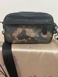 (Category: ) located in . Submitted by preloved.menarik (Listing ID 1271455488, Image 1). Description: .
